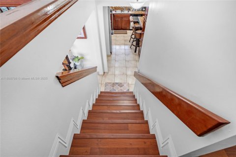 Villa ou maison à vendre à Miami, Floride: 3 chambres, 165.09 m2 № 1750361 - photo 27
