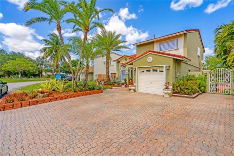 Villa ou maison à vendre à Miami, Floride: 3 chambres, 165.09 m2 № 1750361 - photo 4