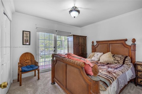 Villa ou maison à vendre à Miami, Floride: 3 chambres, 165.09 m2 № 1750361 - photo 17