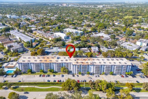 Снять в аренду квартиру в Норт-Майами-Бич, Флорида 1 спальня, 66.89м2, № 1986190 - фото 22