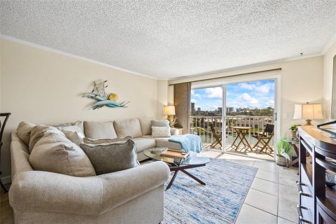 Condo in Clearwater, Florida, 2 bedrooms  № 1593463 - photo 13