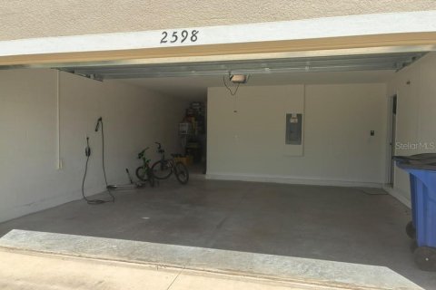 Casa en venta en Zephyrhills, Florida, 4 dormitorios, 214.14 m2 № 2386209 - foto 2