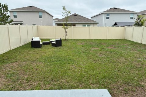 Casa en venta en Zephyrhills, Florida, 4 dormitorios, 214.14 m2 № 2386209 - foto 14