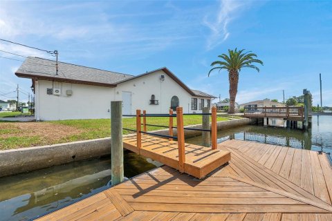 Casa en alquiler en Hudson, Florida, 3 dormitorios, 192.59 m2 № 1819342 - foto 21