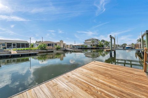 Casa en alquiler en Hudson, Florida, 3 dormitorios, 192.59 m2 № 1819342 - foto 14
