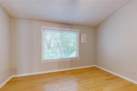 Condo in Temple Terrace, Florida, 2 bedrooms  № 1204916 - photo 18