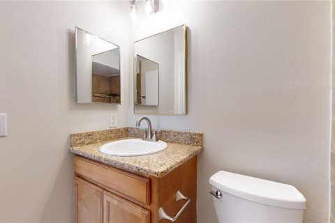 Condo in Temple Terrace, Florida, 2 bedrooms  № 1204916 - photo 28