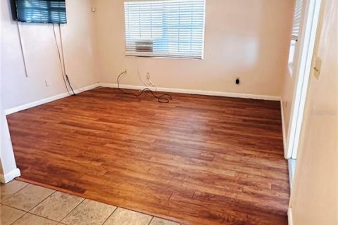 Casa en venta en Winter Haven, Florida, 3 dormitorios, 118.17 m2 № 1772709 - foto 11