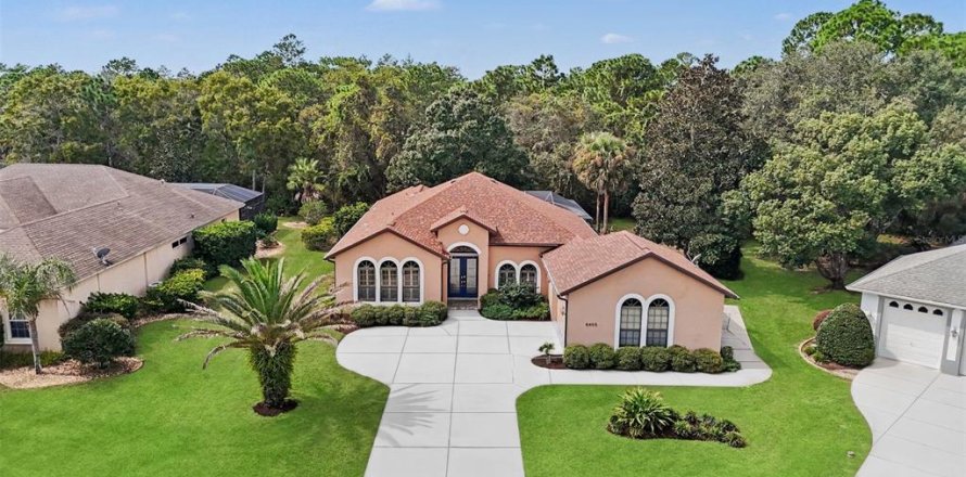 Villa ou maison à Weeki Wachee, Floride 3 chambres, 212.56 m2 № 2429263