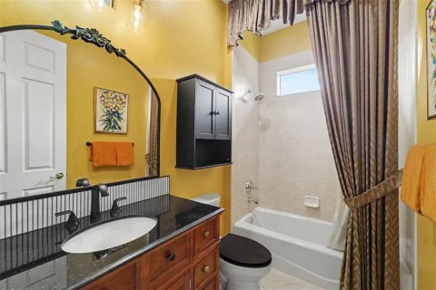Villa ou maison à vendre à Weeki Wachee, Floride: 3 chambres, 212.56 m2 № 2429263 - photo 10