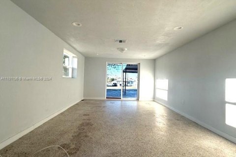 Villa ou maison à vendre à Sebring, Floride: 3 chambres № 1752454 - photo 11