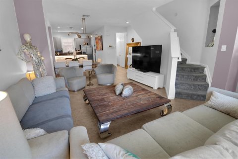 Touwnhouse à vendre à Fort Lauderdale, Floride: 3 chambres, 195.09 m2 № 2089621 - photo 10