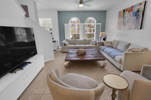 Touwnhouse à vendre à Fort Lauderdale, Floride: 3 chambres, 195.09 m2 № 2089621 - photo 9
