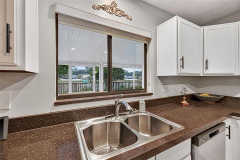 Casa en venta en Tampa, Florida, 3 dormitorios, 173.91 m2 № 2408585 - foto 14