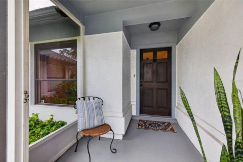 Casa en venta en Tampa, Florida, 3 dormitorios, 173.91 m2 № 2408585 - foto 3