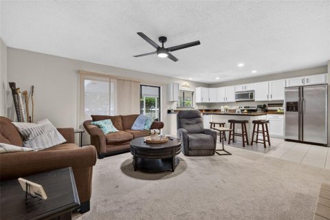 Casa en venta en Tampa, Florida, 3 dormitorios, 173.91 m2 № 2408585 - foto 18