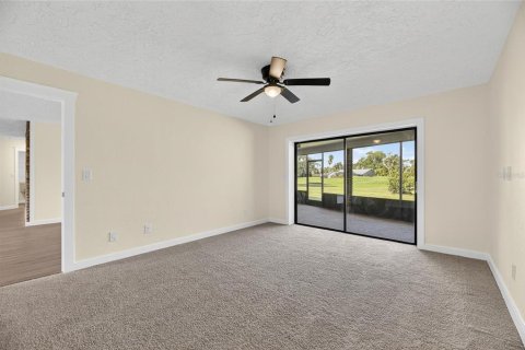 House in Plant City, Florida 3 bedrooms, 217.76 sq.m. № 1899808 - photo 26