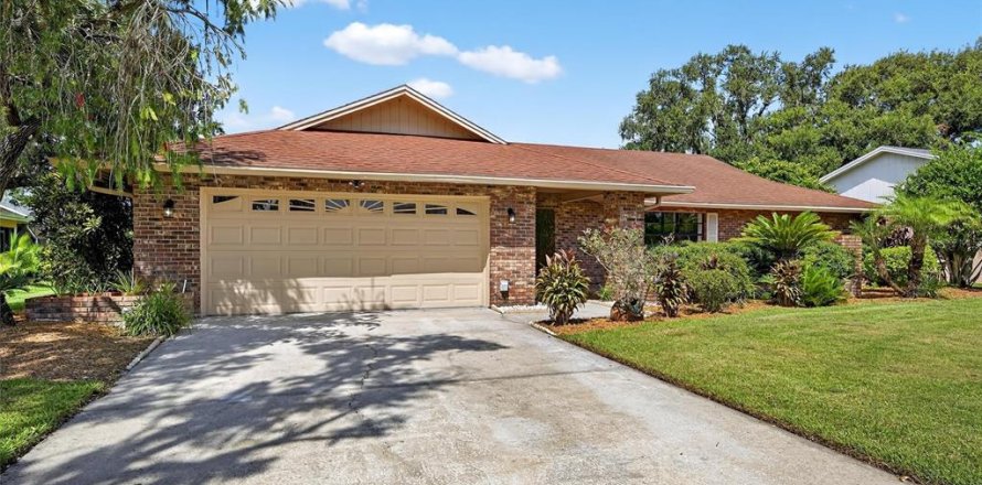 Villa ou maison à Plant City, Floride 3 chambres, 217.76 m2 № 1899808