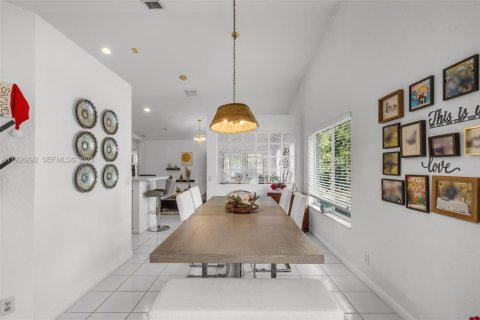 Casa en venta en Weston, Florida, 3 dormitorios, 142.42 m2 № 1984560 - foto 6