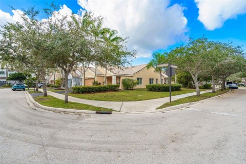 Casa en venta en Weston, Florida, 3 dormitorios, 142.42 m2 № 1984560 - foto 27