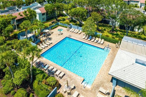 Condo in Boynton Beach, Florida, 1 bedroom  № 1142351 - photo 1