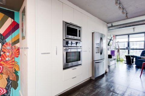 Condominio en alquiler en Hallandale Beach, Florida, 2 dormitorios, 132.85 m2 № 2074939 - foto 7