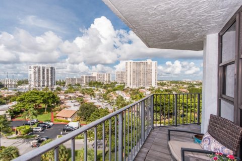 Condominio en alquiler en Hallandale Beach, Florida, 2 dormitorios, 132.85 m2 № 2074939 - foto 21