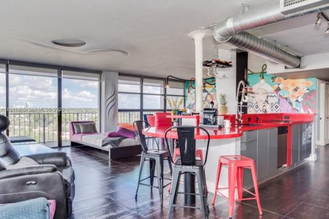 Condominio en alquiler en Hallandale Beach, Florida, 2 dormitorios, 132.85 m2 № 2074939 - foto 18