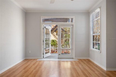 Condo in Orlando, Florida, 1 bedroom  № 2221920 - photo 8