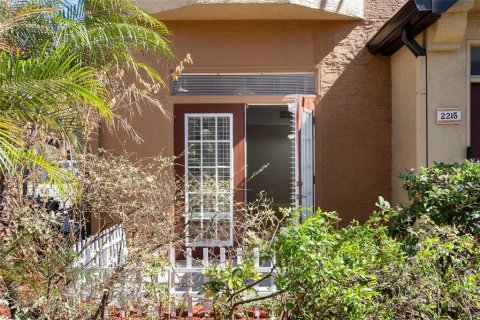 Condo in Orlando, Florida, 1 bedroom  № 2221920 - photo 7
