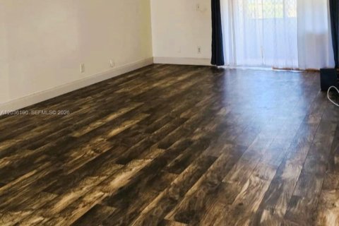 Copropriété à vendre à West Palm Beach, Floride: 2 chambres, 84.54 m2 № 2153816 - photo 3