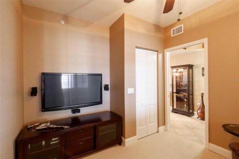 Condo in New Smyrna Beach, Florida, 3 bedrooms  № 1786626 - photo 21
