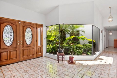 House in Weeki Wachee, Florida 4 bedrooms, 450.95 sq.m. № 1812813 - photo 7