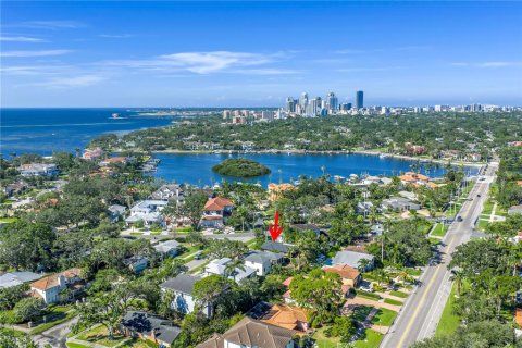 House in Saint Petersburg, Florida 2 bedrooms, 121.98 sq.m. № 1793482 - photo 29