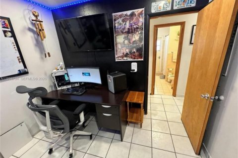 Villa ou maison à louer à Cutler Bay, Floride: 4 chambres, 125.6 m2 № 1997443 - photo 9