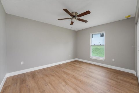 House in Citrus Springs, Florida 3 bedrooms, 134.52 sq.m. № 1762291 - photo 23