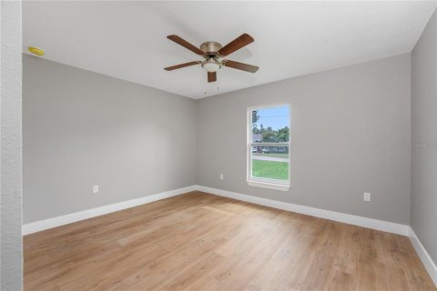 House in Citrus Springs, Florida 3 bedrooms, 134.52 sq.m. № 1762291 - photo 27