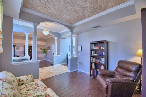 House in Winter Haven, Florida 5 bedrooms, 293.66 sq.m. № 1609063 - photo 5