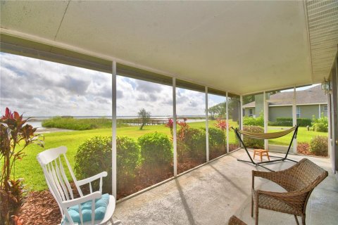 House in Winter Haven, Florida 5 bedrooms, 293.66 sq.m. № 1609063 - photo 25