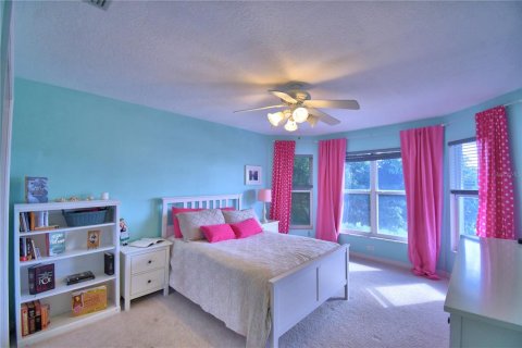 House in Winter Haven, Florida 5 bedrooms, 293.66 sq.m. № 1609063 - photo 24
