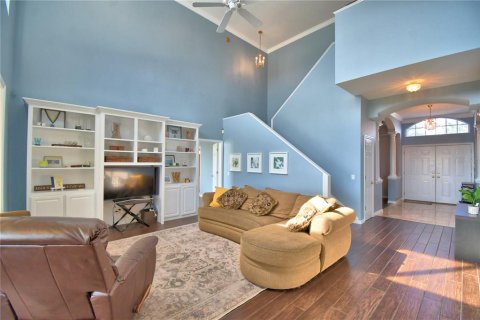 House in Winter Haven, Florida 5 bedrooms, 293.66 sq.m. № 1609063 - photo 8