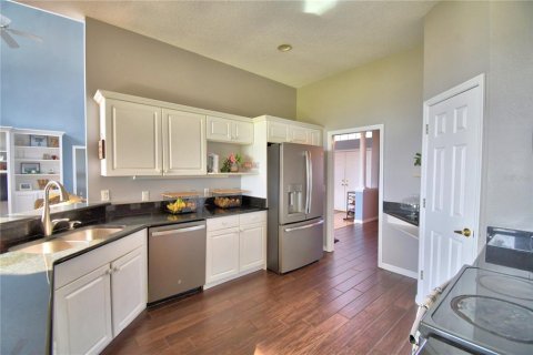 House in Winter Haven, Florida 5 bedrooms, 293.66 sq.m. № 1609063 - photo 10
