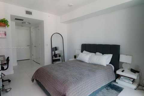 Copropriété à vendre à Miami, Floride: 2 chambres, 105.35 m2 № 1966561 - photo 23