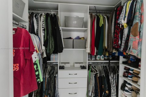 Copropriété à vendre à Miami, Floride: 2 chambres, 105.35 m2 № 1966561 - photo 25