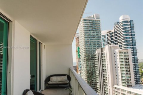 Copropriété à vendre à Miami, Floride: 2 chambres, 105.35 m2 № 1966561 - photo 18