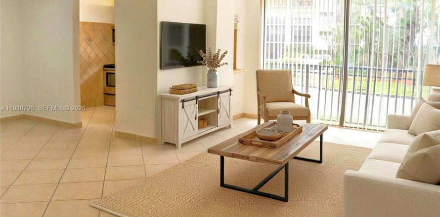 Condominio en Sunny Isles Beach, Florida, 1 dormitorio  № 2152637