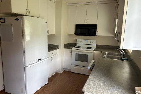 House in Astor, Florida 2 bedrooms, 107.02 sq.m. № 1870608 - photo 6