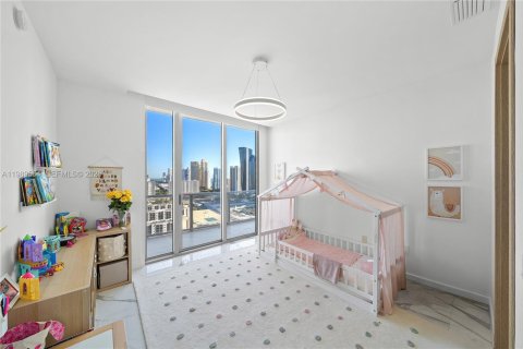 Copropriété à vendre à Sunny Isles Beach, Floride: 5 chambres, 345.78 m2 № 2051851 - photo 24