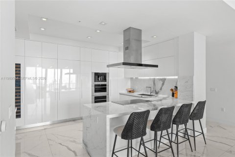 Copropriété à vendre à Sunny Isles Beach, Floride: 5 chambres, 345.78 m2 № 2051851 - photo 15