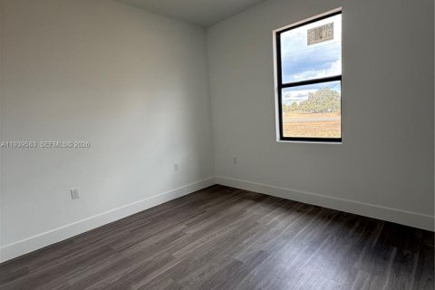 Купить виллу или дом в Лабель, Флорида 3 спальни, 120.03м2, № 1997474 - фото 19